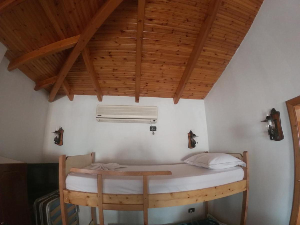 Kanina Hotel&Hostel Саранда Экстерьер фото