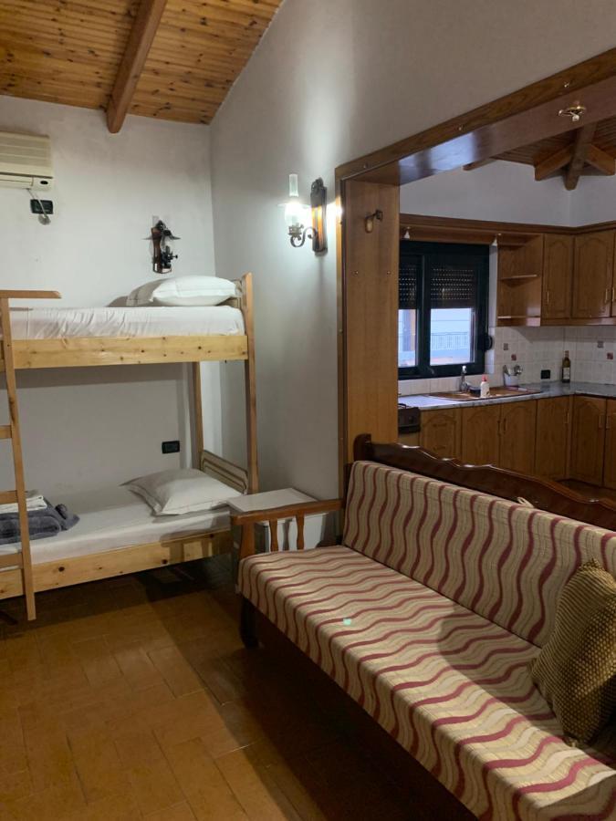 Kanina Hotel&Hostel Саранда Экстерьер фото